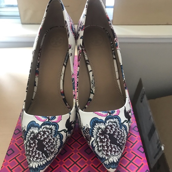 Tory Burch brand new shoes for sale - Picture 2 of 5
